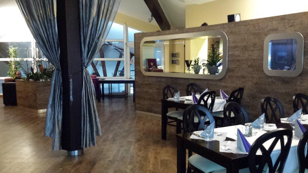 Free Apartman Bešeňová Екстериор снимка